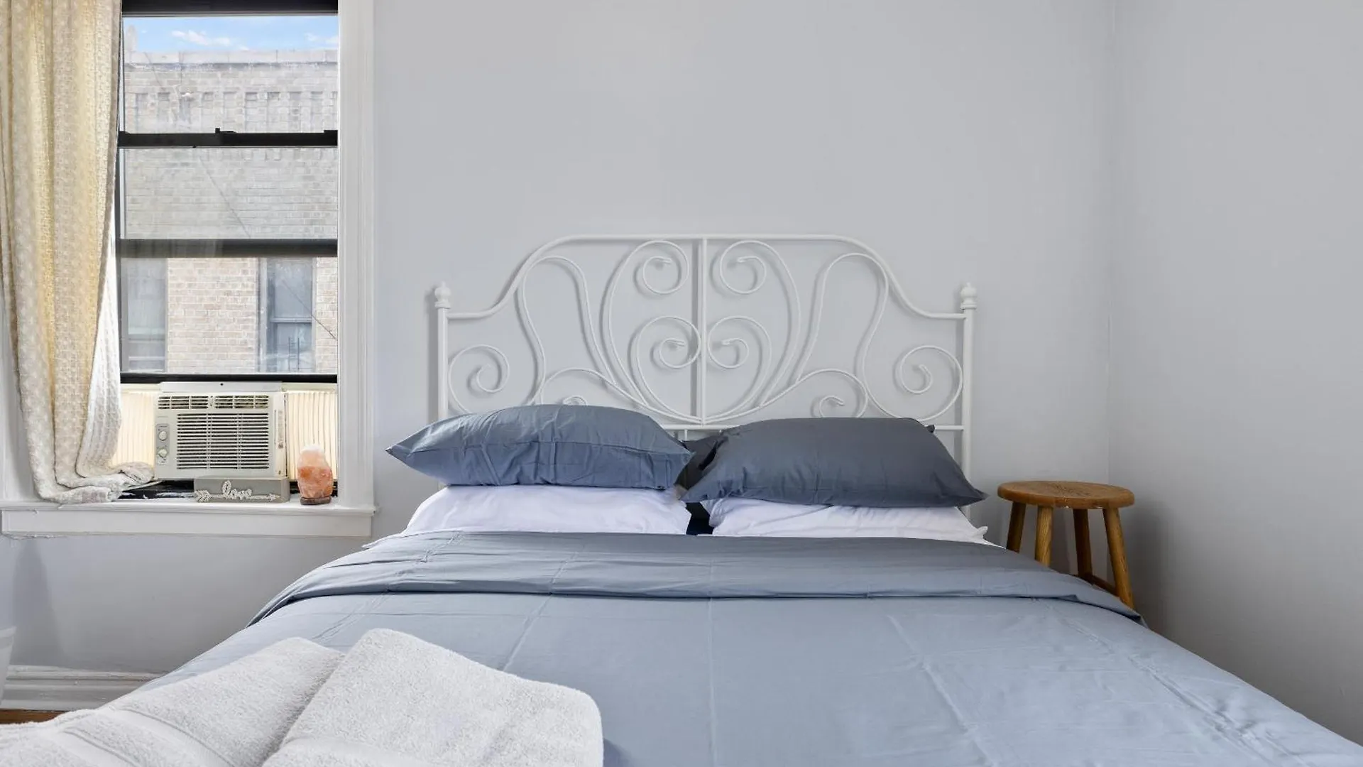 Live In Upper Manhattan On Budget New York