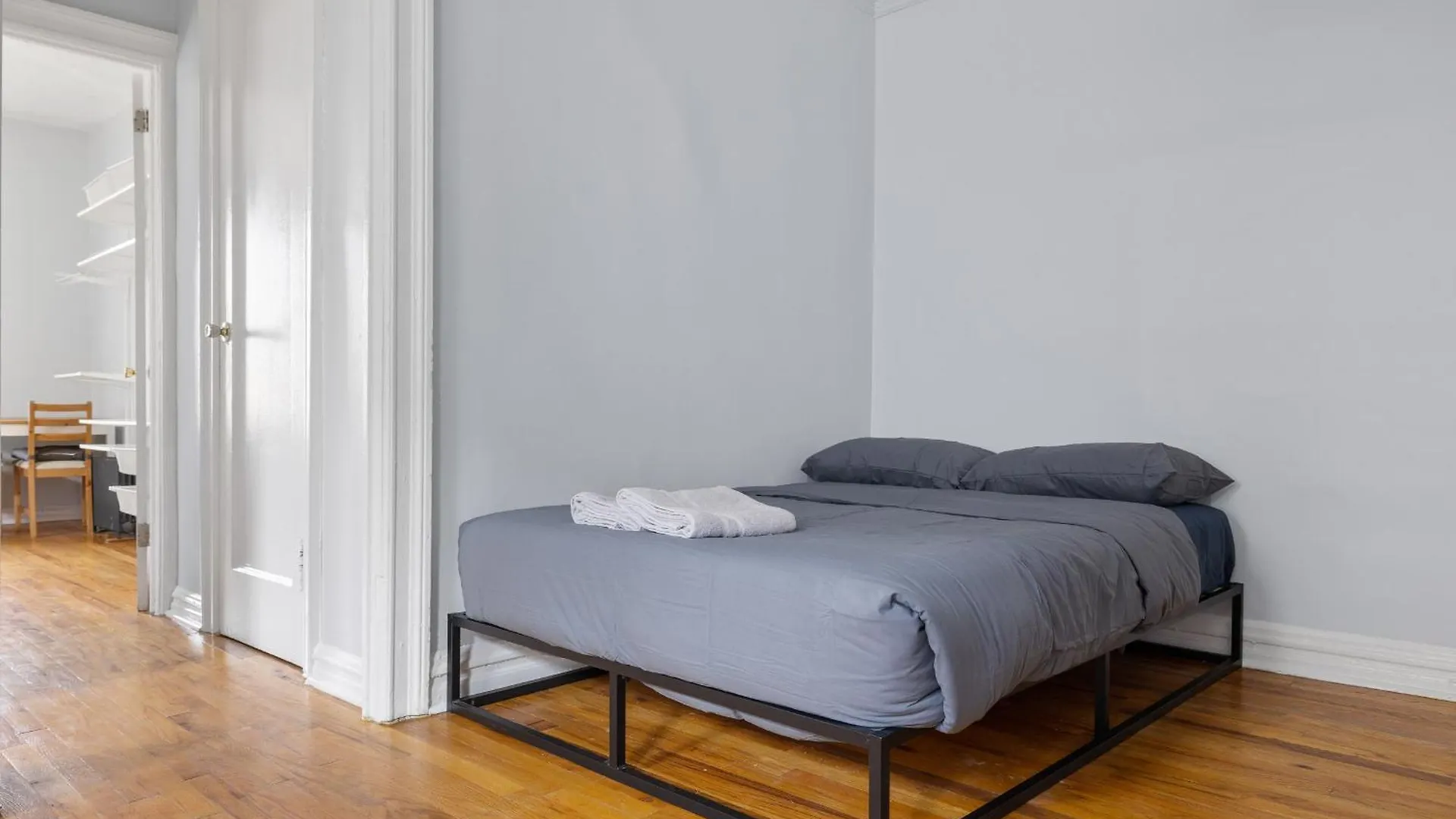 Apartment Live In Upper Manhattan On Budget New York