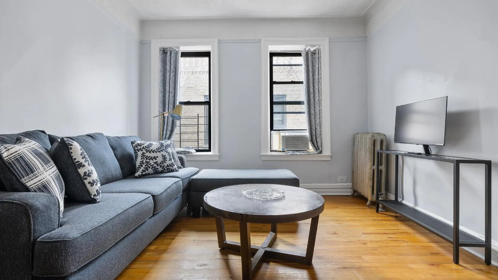 Live In Upper Manhattan On Budget New York